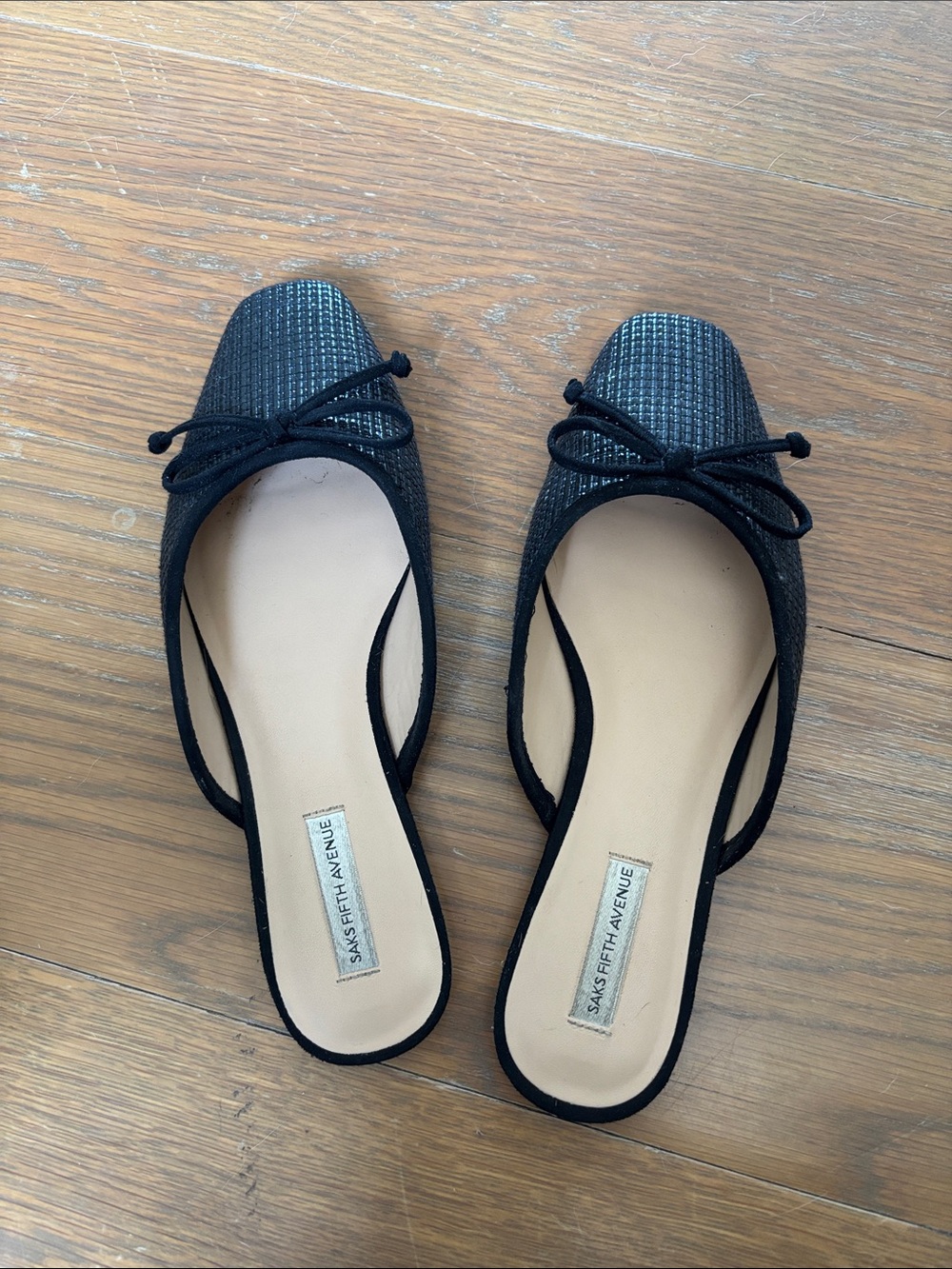 Saks Fifth Avenue Black Textured Bow Slide Mules